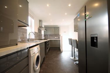 3 bed flat, Hazelwood Avenue, Jesmond, Newcastle, NE23HU - Image 3